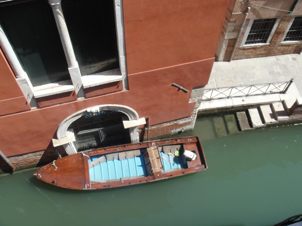 Palazzetto San Lio, Rialto Apartment