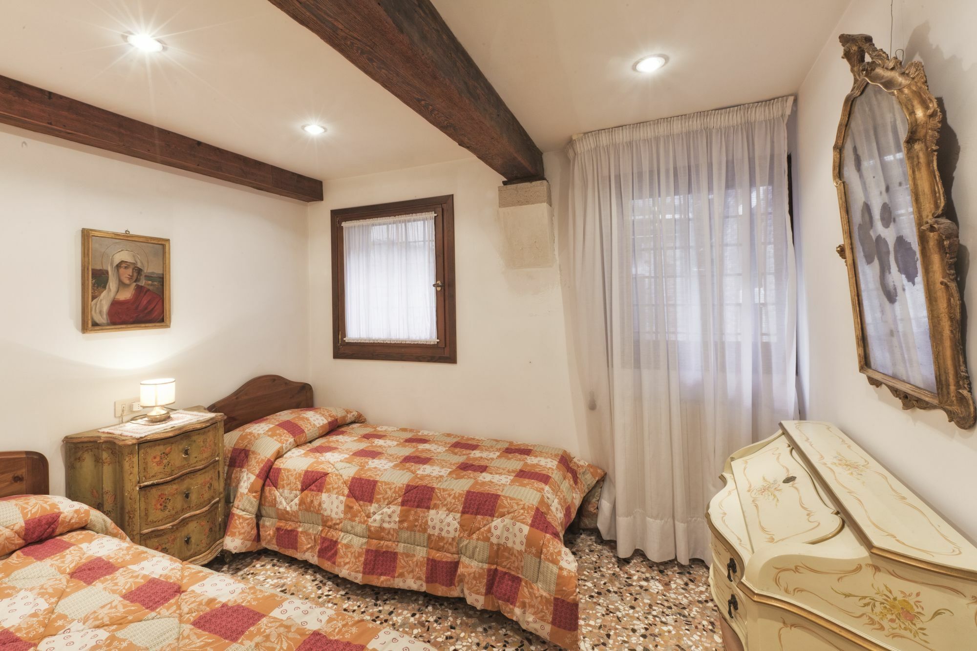 Palazzetto San Lio, Rialto * Venice